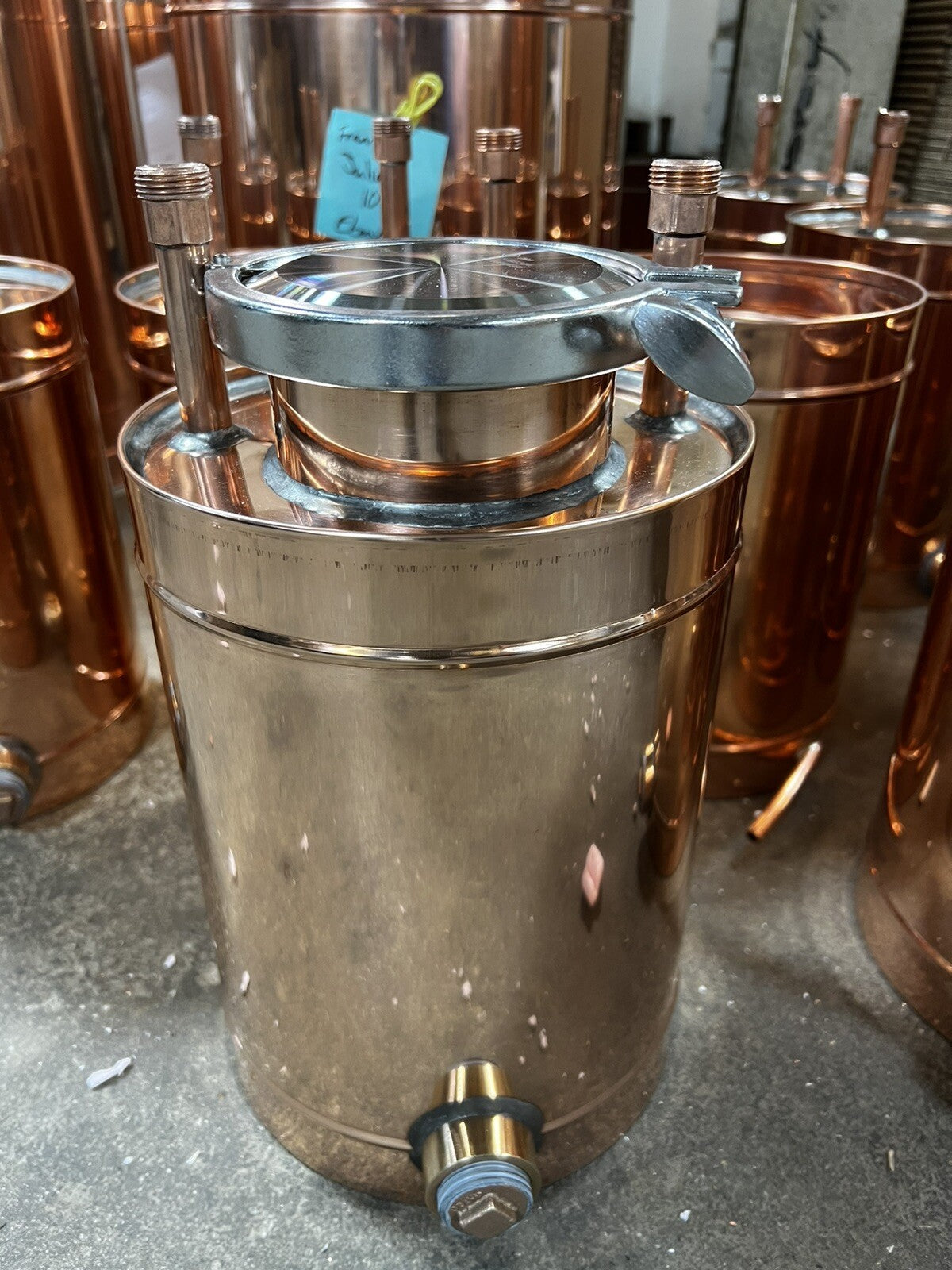 Thumper Fruit Port with 3" Ferrule, Gasket Cap and Clamp
